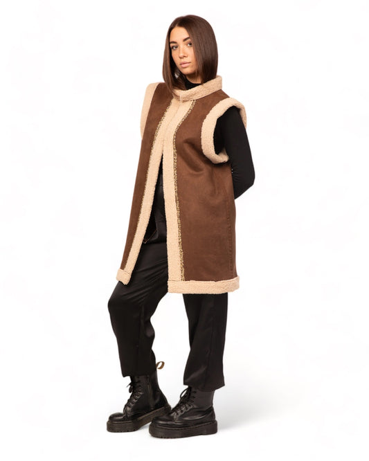 Gilet in montone eco con sstrass oro